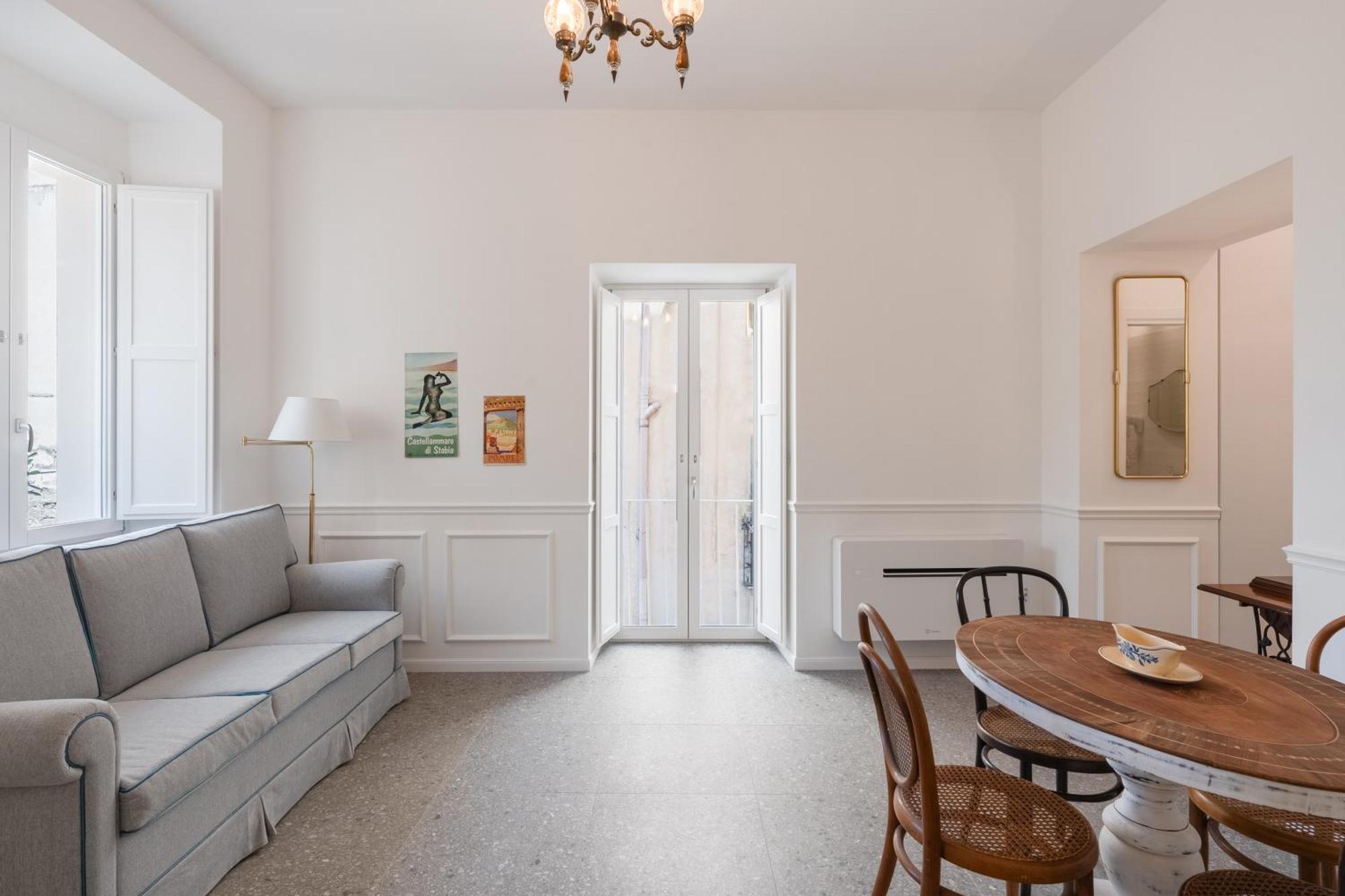 Palazzo Desiderio Apartment Castellammare di Stabia Luaran gambar