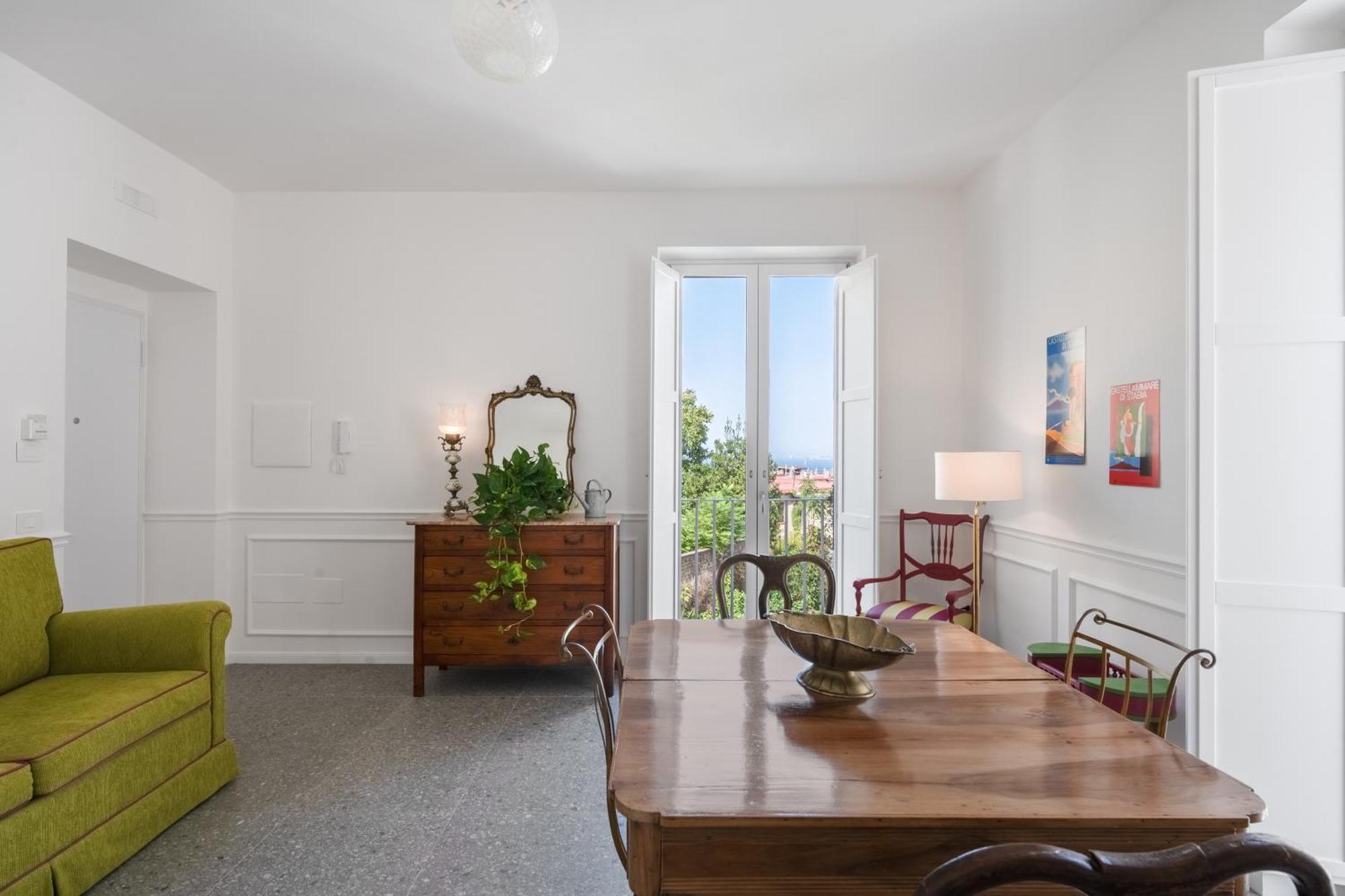 Palazzo Desiderio Apartment Castellammare di Stabia Luaran gambar
